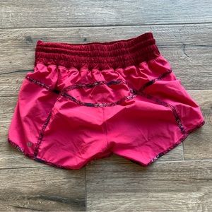 Lululemon Tracker 4” Shorts size 10